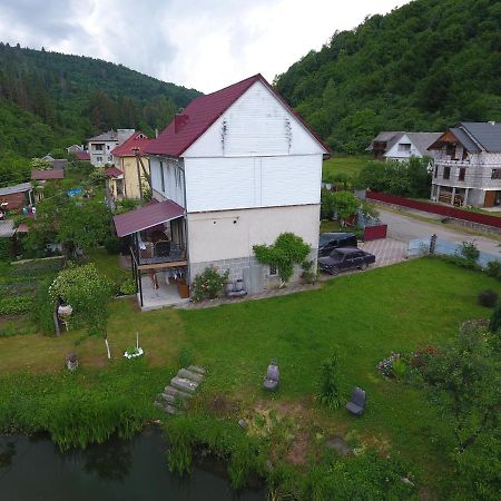 Садиба У Брусків Mizhhirya  Esterno foto