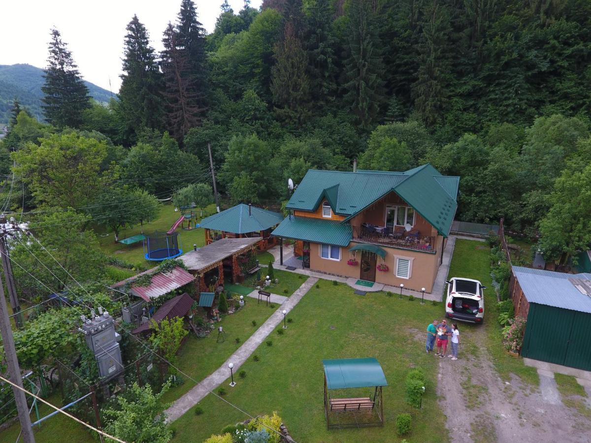 Садиба У Брусків Mizhhirya  Esterno foto